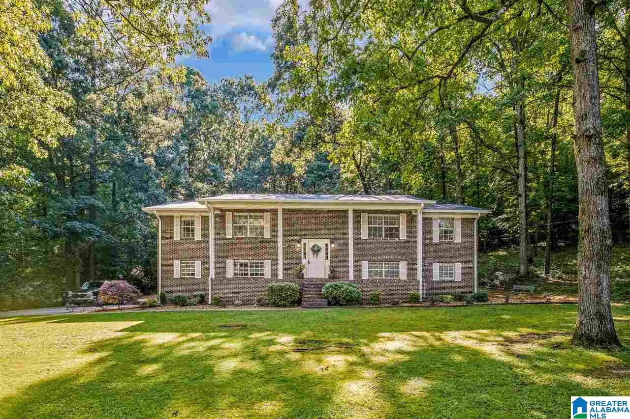 28 Oak Ridge Drive Pelham, AL 35124 - Photo 2 of 34