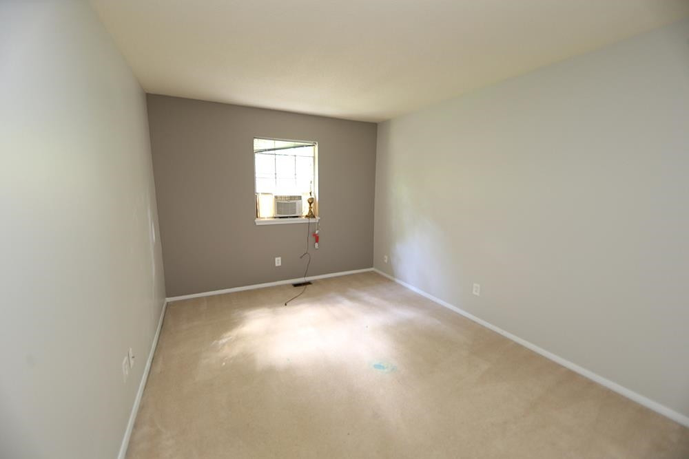 5804 Nottoway Court, Unit H Raleigh, NC 27609 - Photo 10 of 19 Photo 10