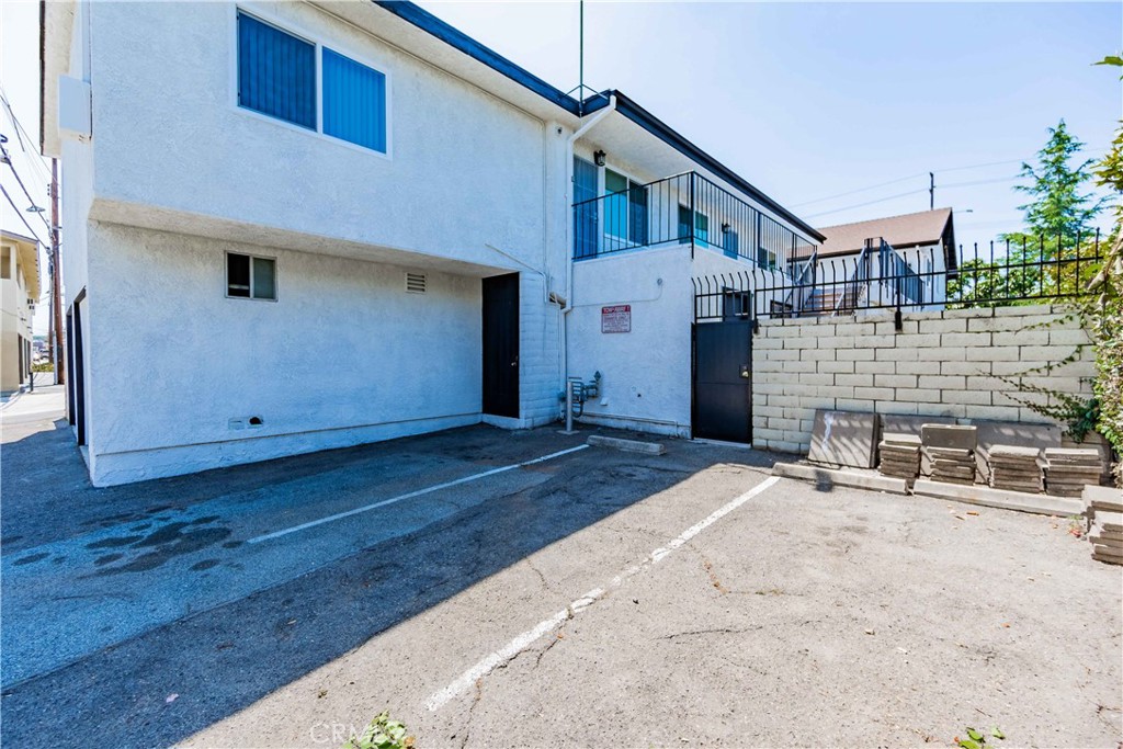 1813 West Ball Road Anaheim, CA 92804 - Photo 36 of 36 a view of a house with backyard and sitting area
