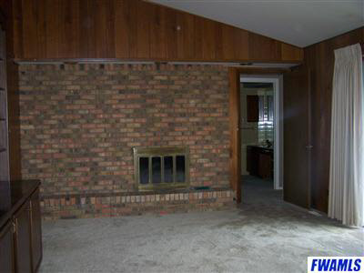121 Brandywine Lane Decatur, IN 46733 - Photo 2 of 10
