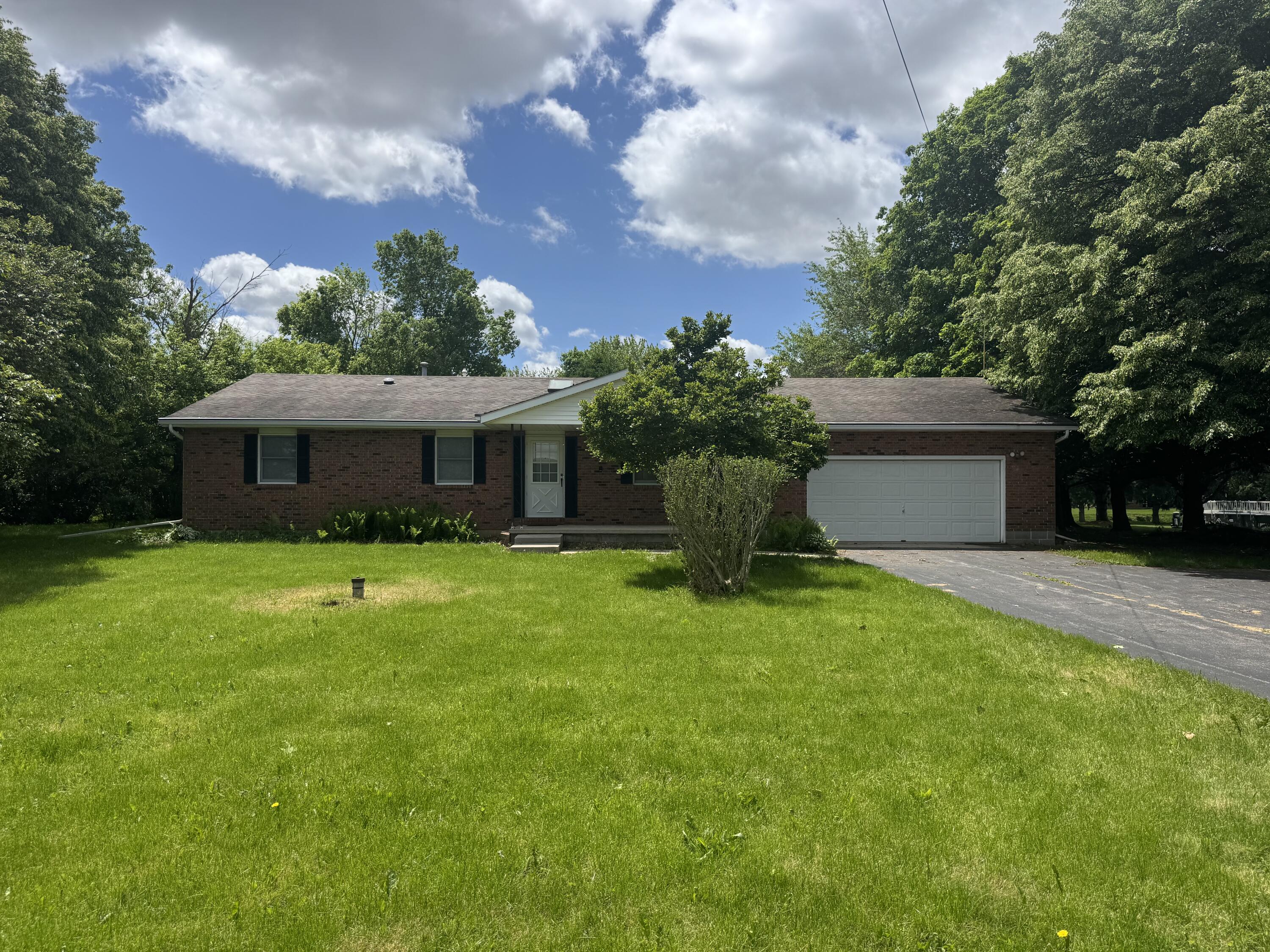 1991 Willow Road Springfield, OH 45502 - Photo 5 of 24 Gallery Image 5