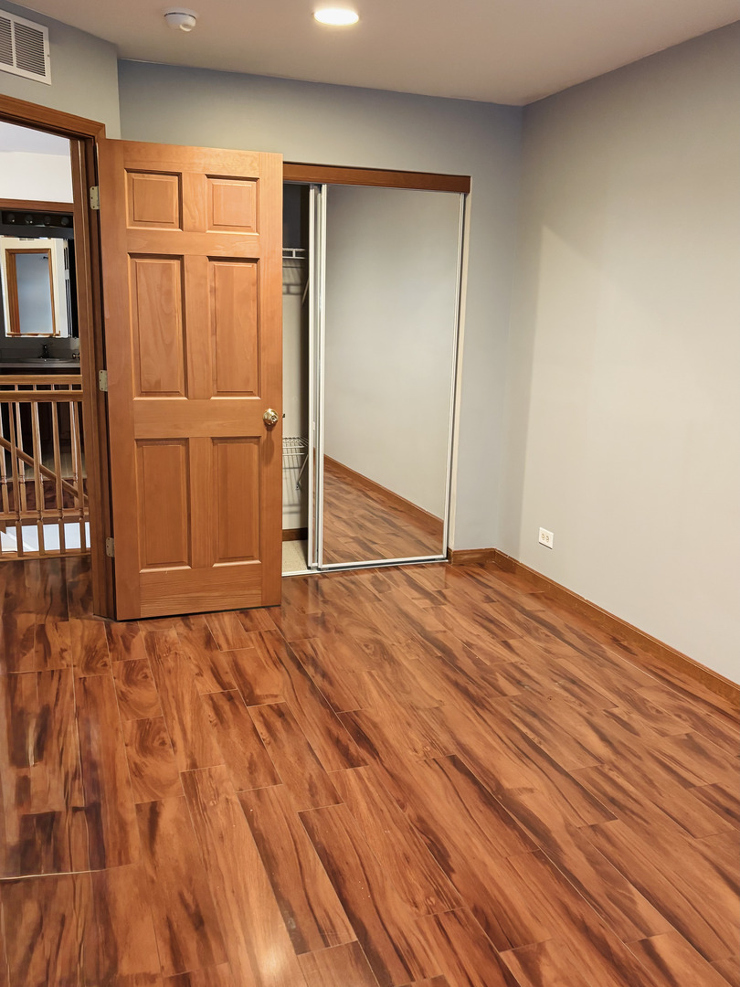 2598 Hillsboro Boulevard Aurora, IL 60503 - Photo 10 of 15