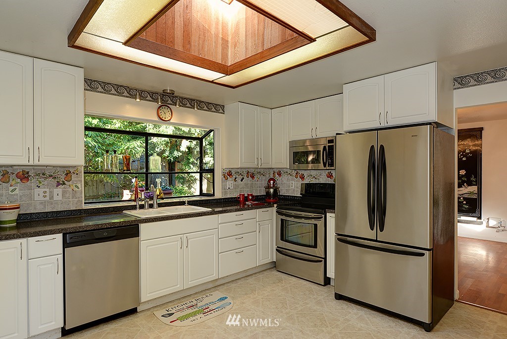 16802 3rd Avenue Southeast Bothell, WA 98012 - Photo 10 of 25
