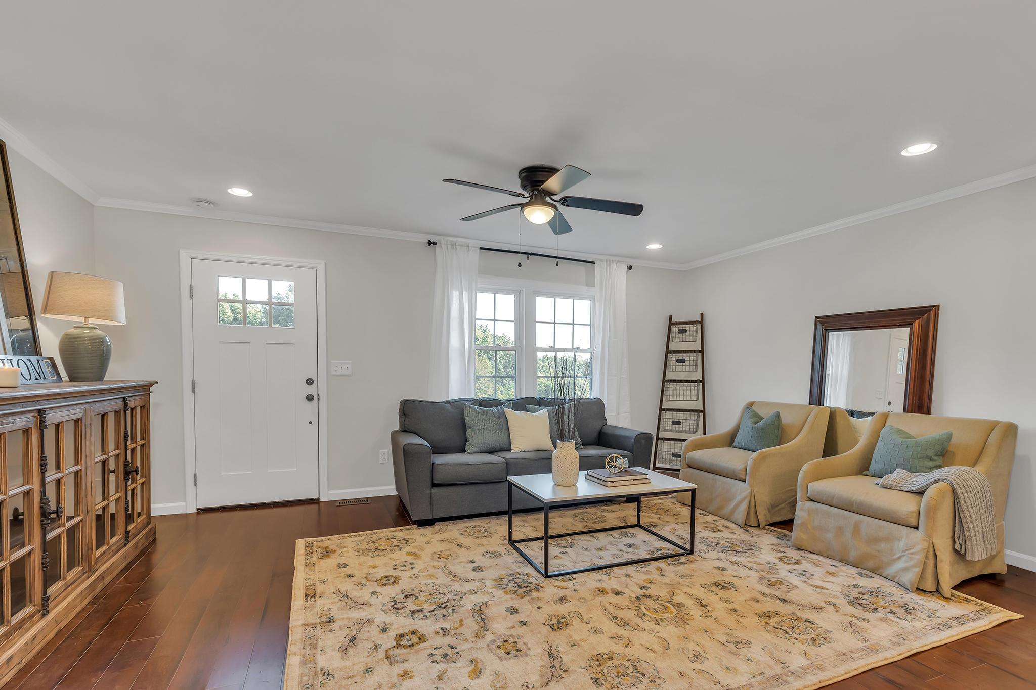 45 Spring Circle Ringgold, GA 30736 - Photo 4 of 29 4T1A3152