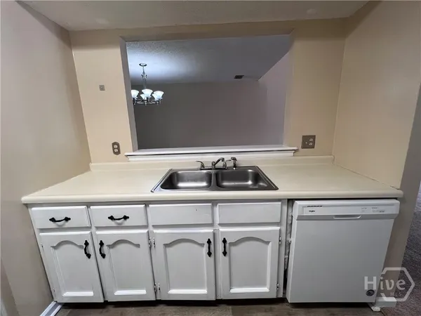 $1,400 | 2505 West Broad Street, Unit 422, Athens, GA 30606