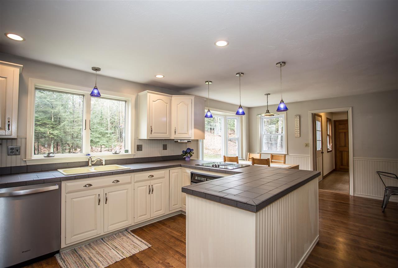4 Olde Lantern Way Amherst, NH 03031 - Photo 3 of 36 Gallery Image 3