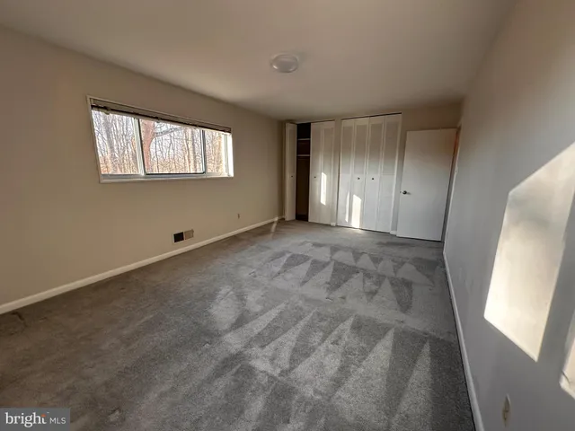 $2,400 | 10619 Montrose Avenue, Unit 202, Bethesda, MD 20814