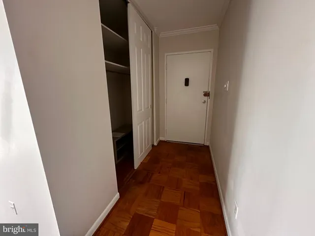 $2,400 | 10619 Montrose Avenue, Unit 202, Bethesda, MD 20814