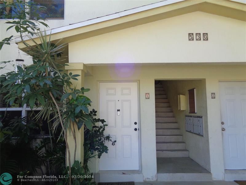 530 Northeast 15th Ct Unit 1  