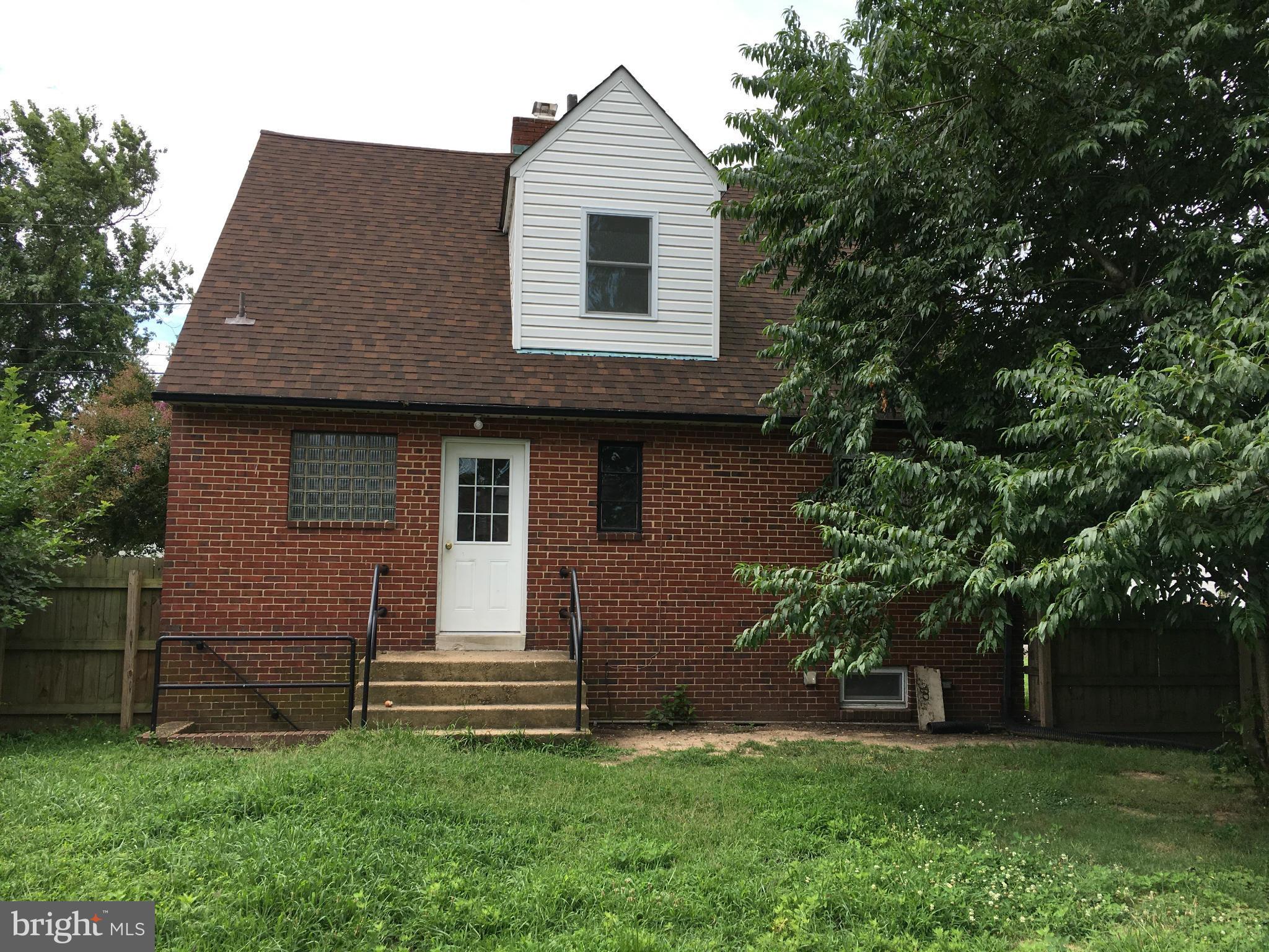 8425 Rugby Road Pasadena, MD 21122 - Photo 22 of 30 Exterior (Rear)