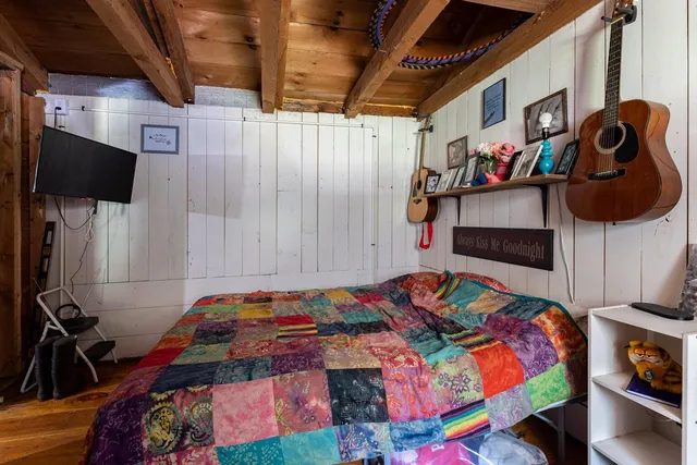 $94,900 | 2198 Eight Rod Road, Sidney, ME 04330