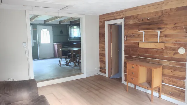 $94,900 | 2198 Eight Rod Road, Sidney, ME 04330