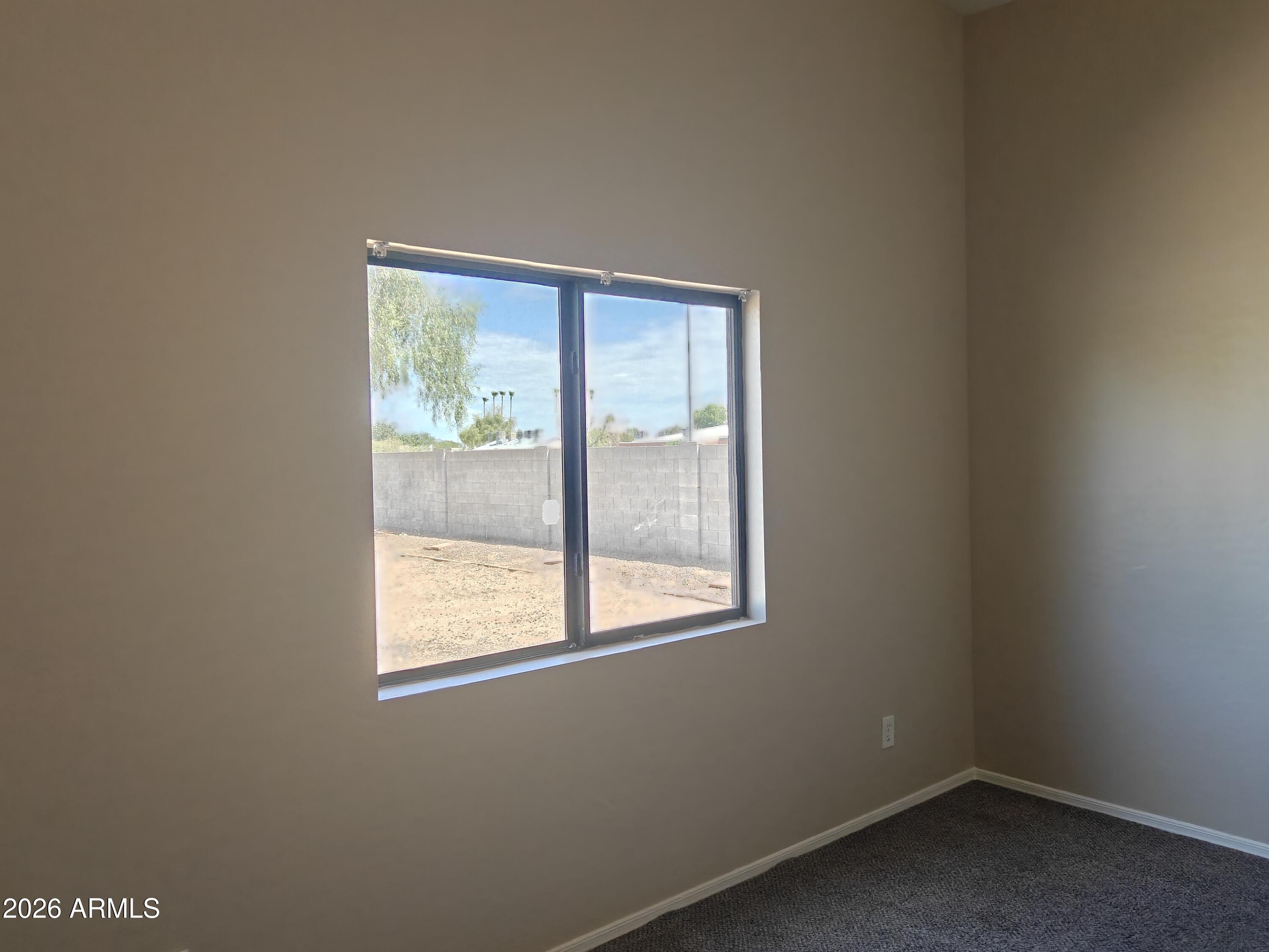 932 West Carter Road Phoenix, AZ 85041 - Photo 10 of 19 12651