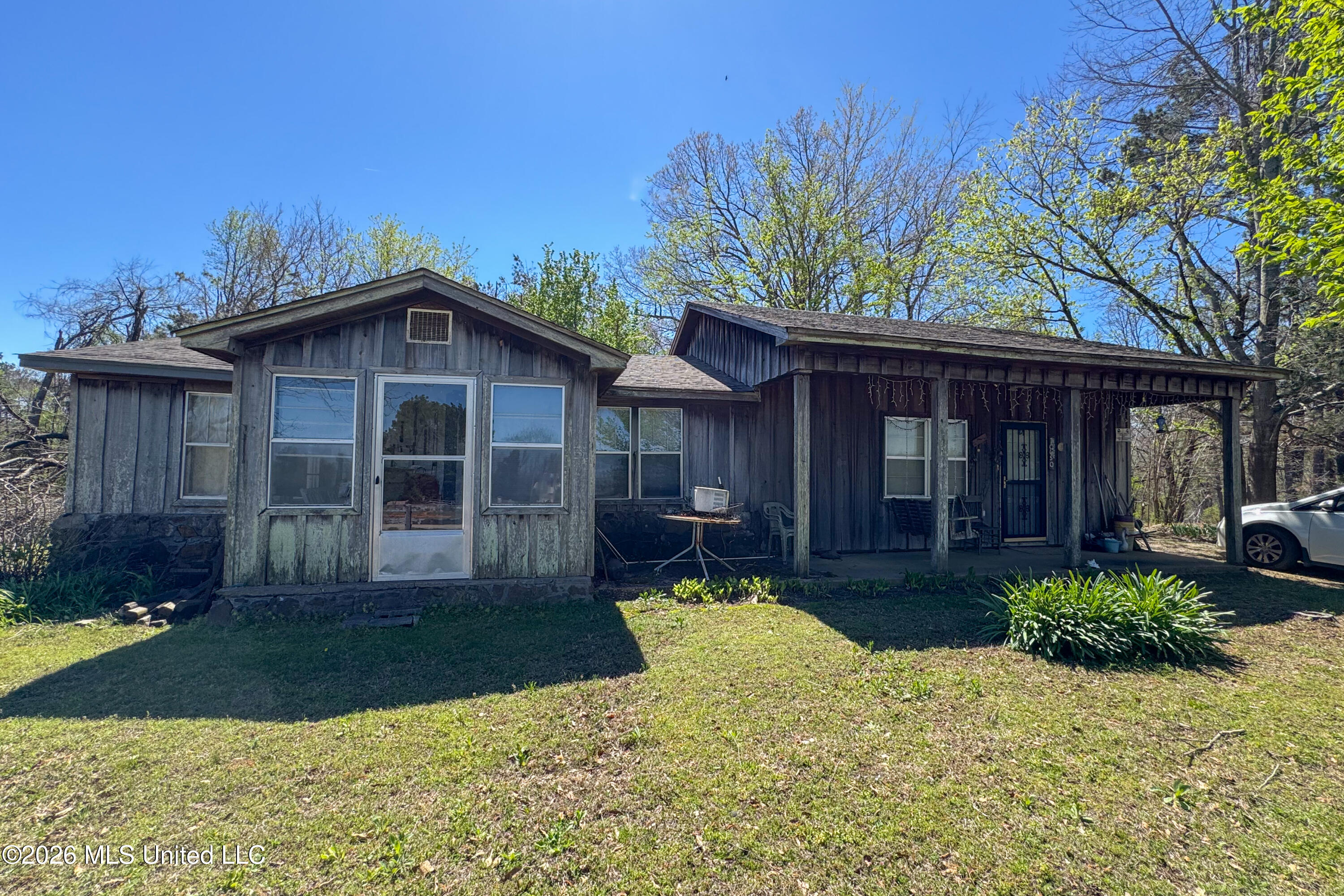 10650 Highway 72 Walnut, MS 38683 - Photo 2 of 16 10650 Hwy 72, Walnut, MS-02