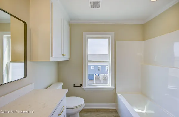 $399,000 | 2410 Eagle Lake Shore Road, Vicksburg, MS 39183