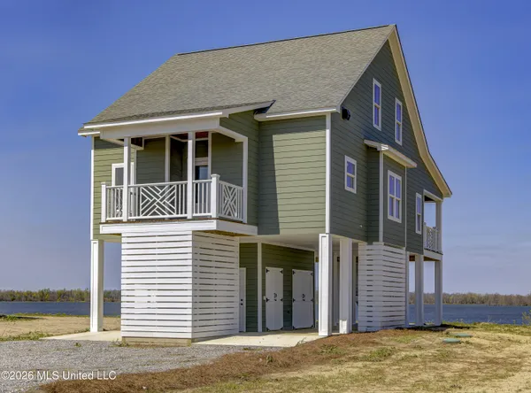 $399,000 | 2410 Eagle Lake Shore Road, Vicksburg, MS 39183