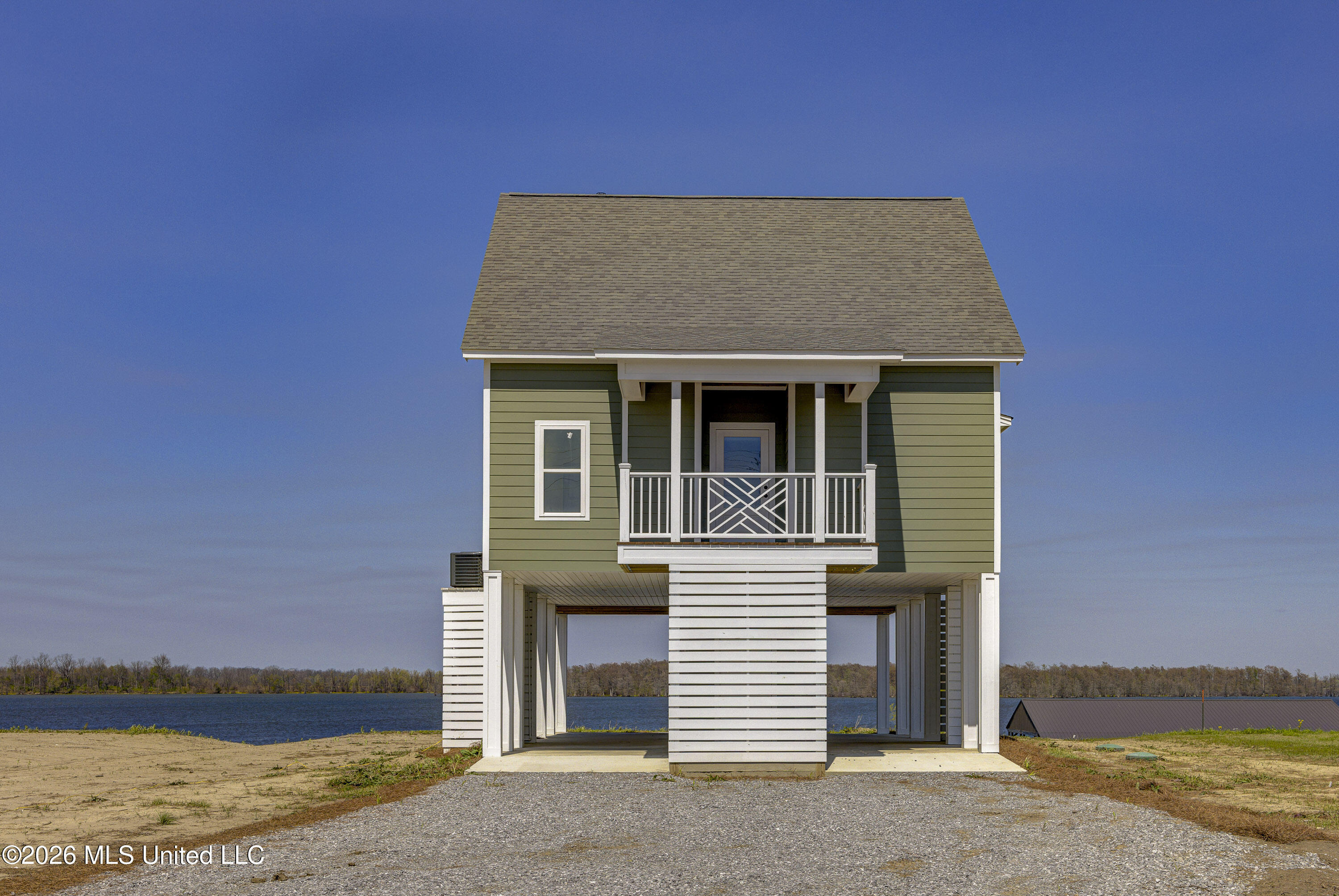 2410 Eagle Lake Shore Road Vicksburg, MS 39183 - Photo 49 of 55 Landside Main View