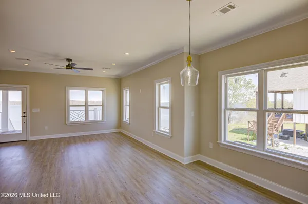 $399,000 | 2410 Eagle Lake Shore Road, Vicksburg, MS 39183