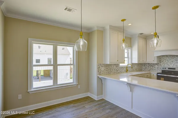 $399,000 | 2410 Eagle Lake Shore Road, Vicksburg, MS 39183