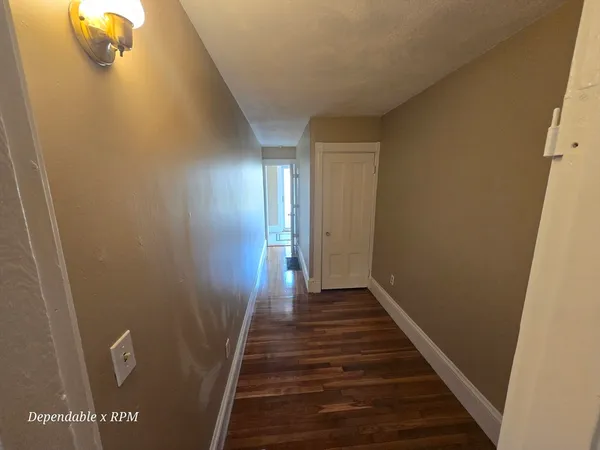 $1,950 | 234 Nahatan Street, Unit 1, Norwood, MA 02062