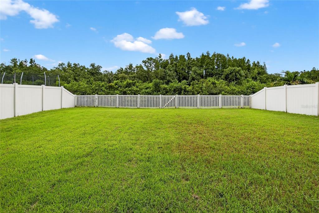 8435 Hunters Fork Loop Ruskin, FL 33573 - Photo 11 of 88