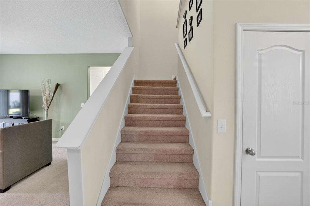 8435 Hunters Fork Loop Ruskin, FL 33573 - Photo 36 of 88