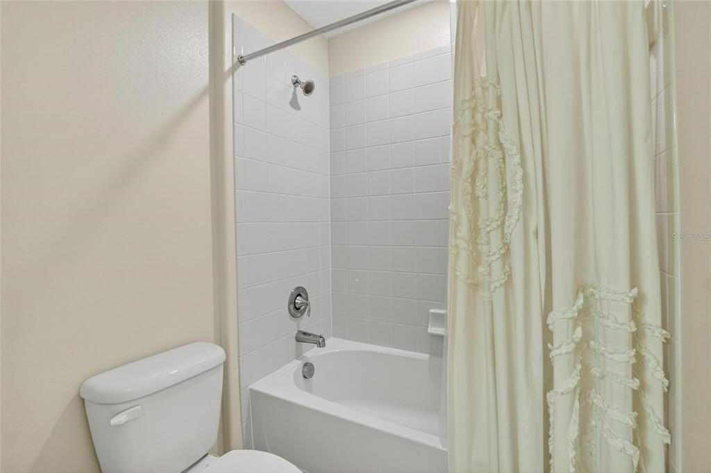 8435 Hunters Fork Loop Ruskin, FL 33573 - Photo 61 of 88