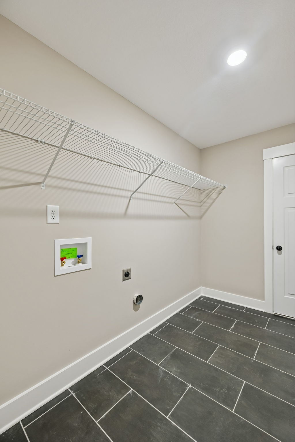 14 Echo Ridge Oak Grove, KY 42262 - Photo 16 of 40 a view of a room with empty space and window