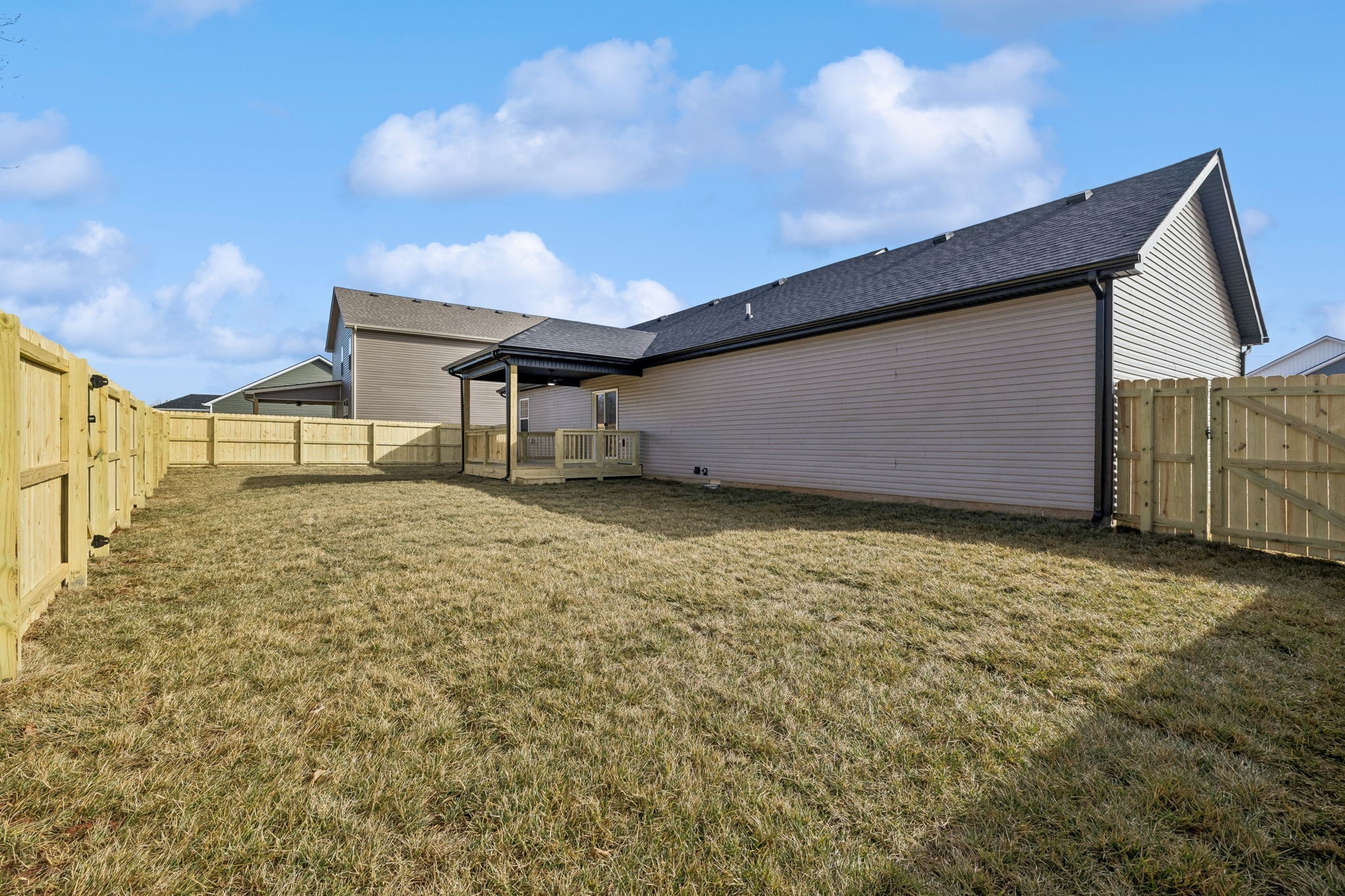 14 Echo Ridge Oak Grove, KY 42262 - Photo 32 of 40 a backyard of a house