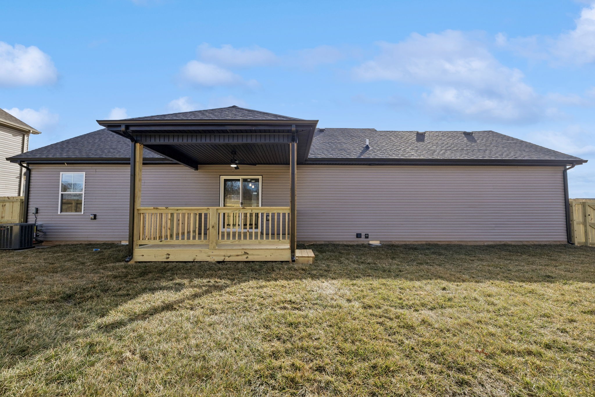 14 Echo Ridge Oak Grove, KY 42262 - Photo 34 of 40 a front view of a house