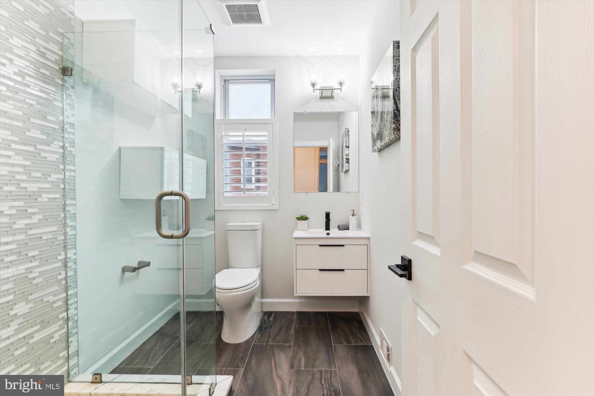 1346 Pennsylvania Ave. Southeast Washington, DC 20003 - Photo 27 of 44