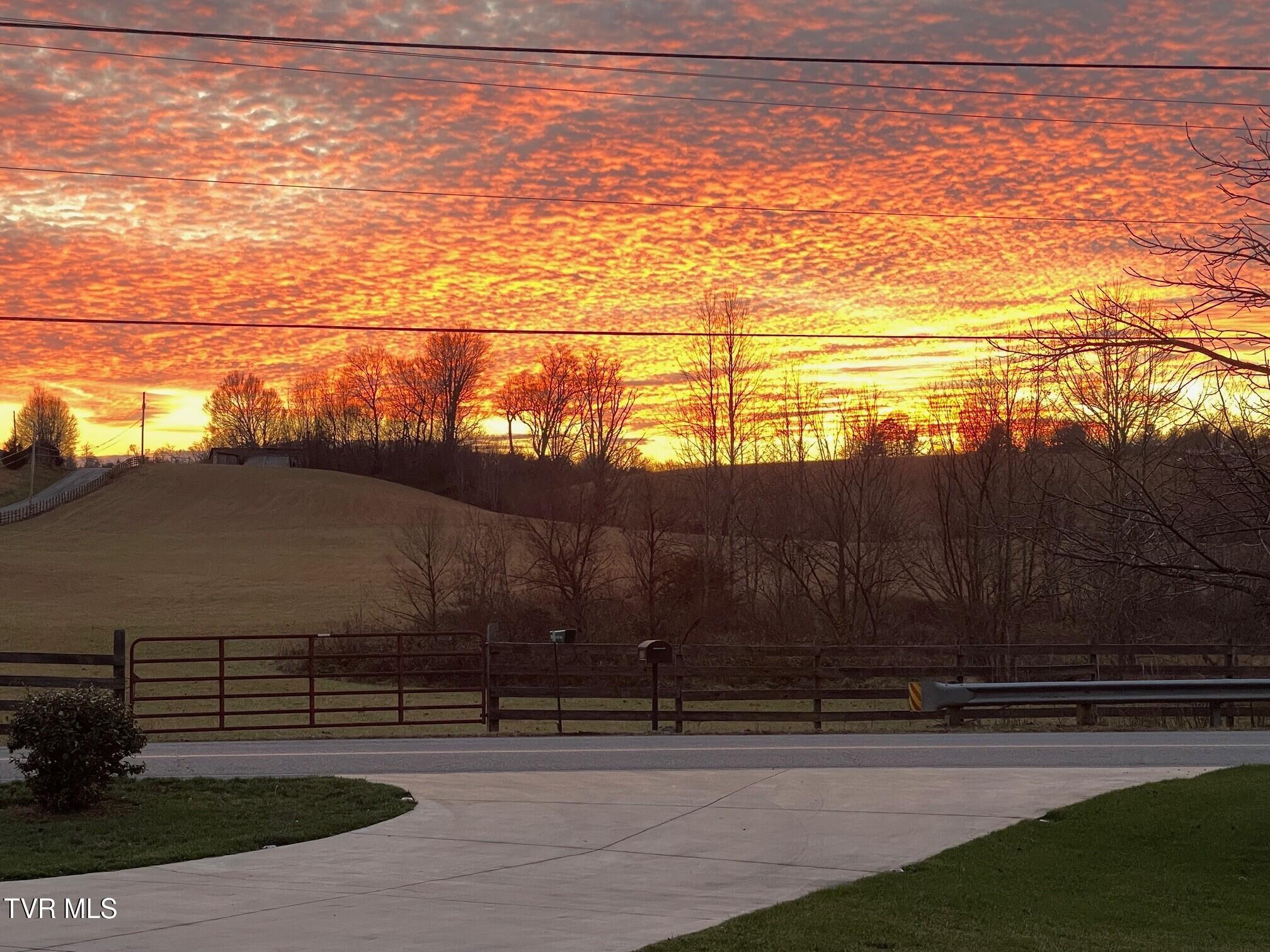 375 Middle Creek Road Afton, TN 37616 - Photo 118 of 119 Sunset - Looking out front door 02