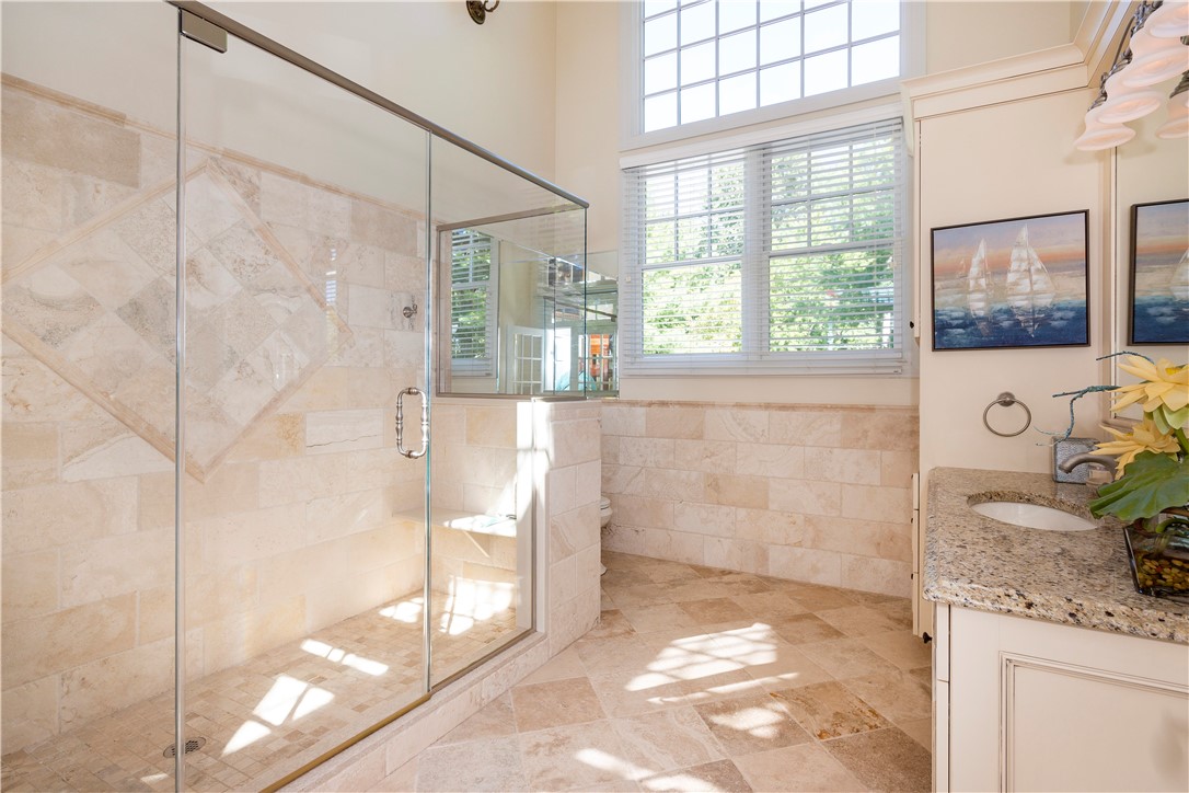 68 Melbourn Road Warwick, RI 02886 - Photo 23 of 50