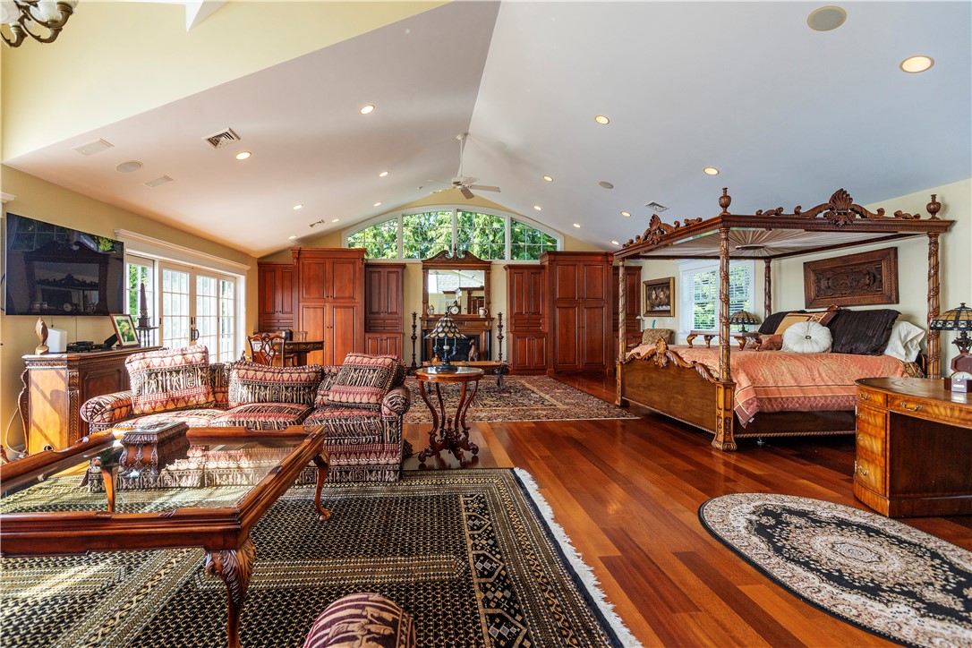 68 Melbourn Road Warwick, RI 02886 - Photo 27 of 50