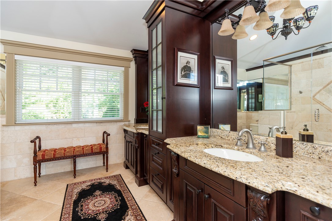 68 Melbourn Road Warwick, RI 02886 - Photo 36 of 50