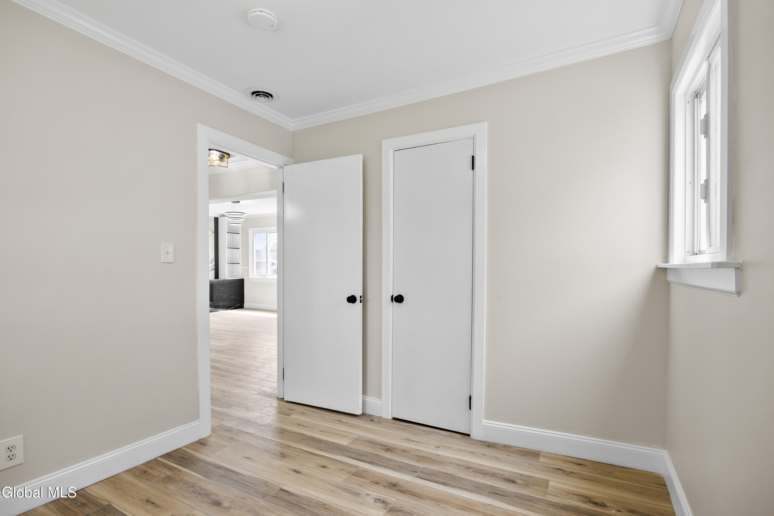 789 Troy Schenectady Road Latham, NY 12110 - Photo 12 of 37 12