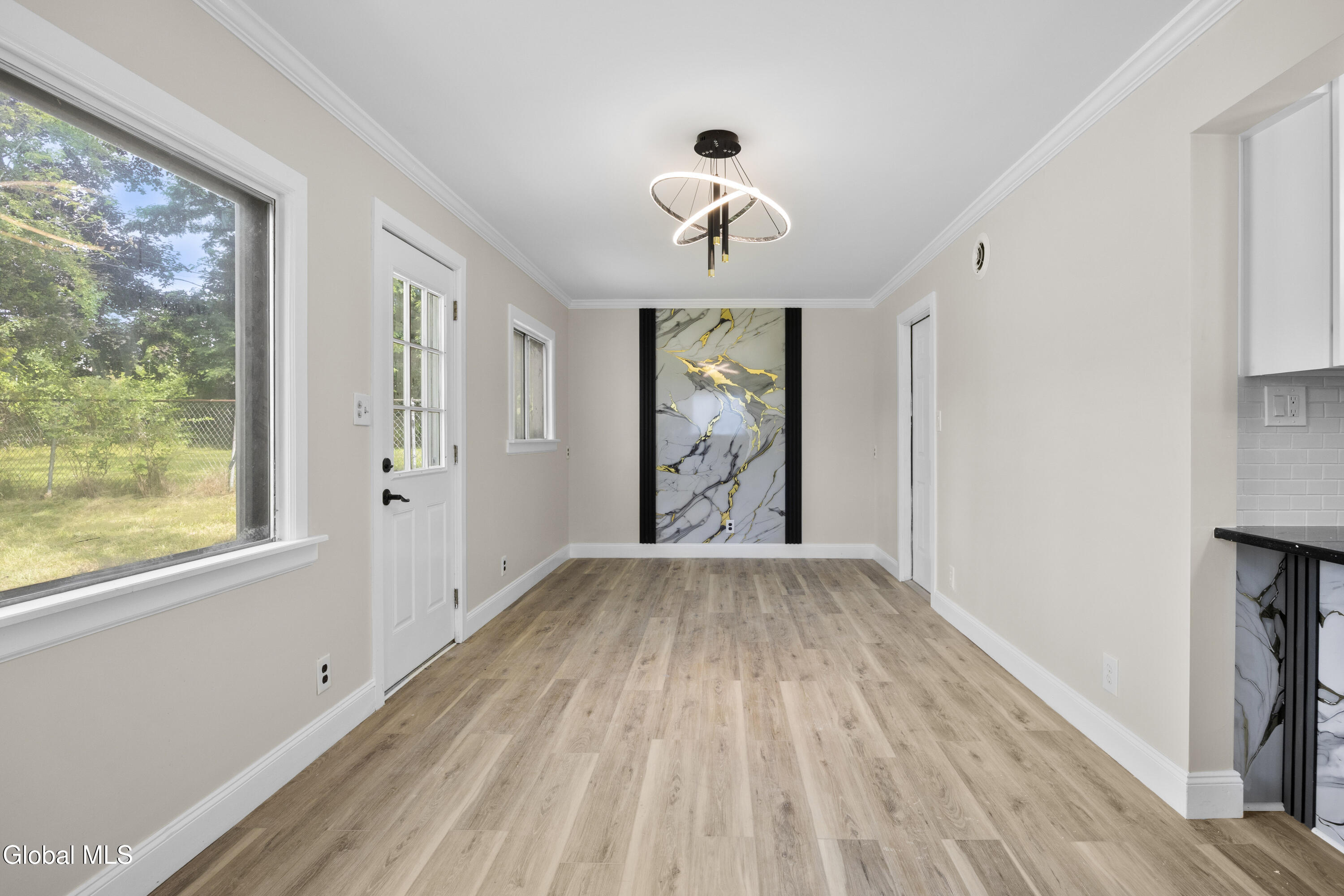 789 Troy Schenectady Road Latham, NY 12110 - Photo 22 of 37 22