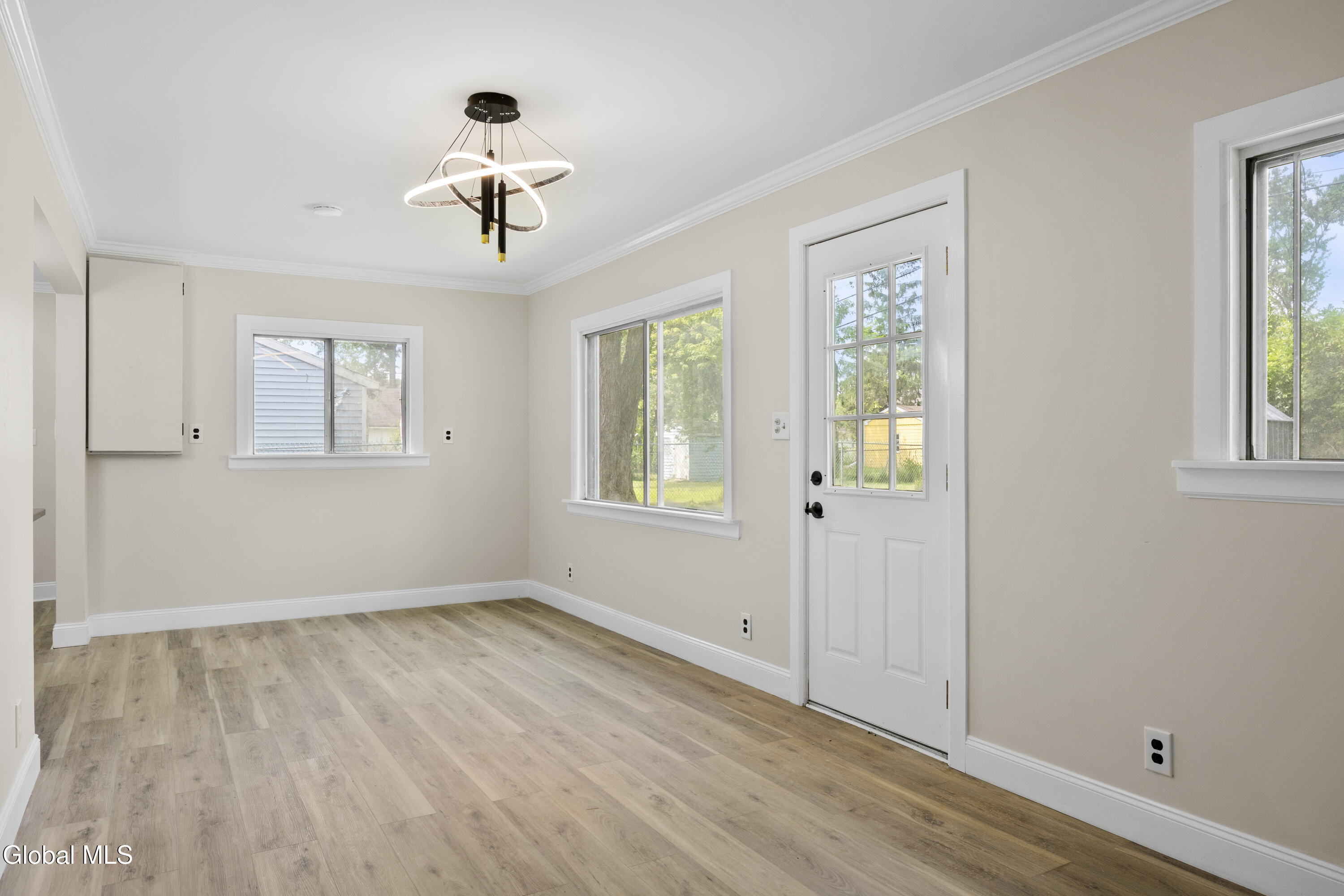 789 Troy Schenectady Road Latham, NY 12110 - Photo 23 of 37 23