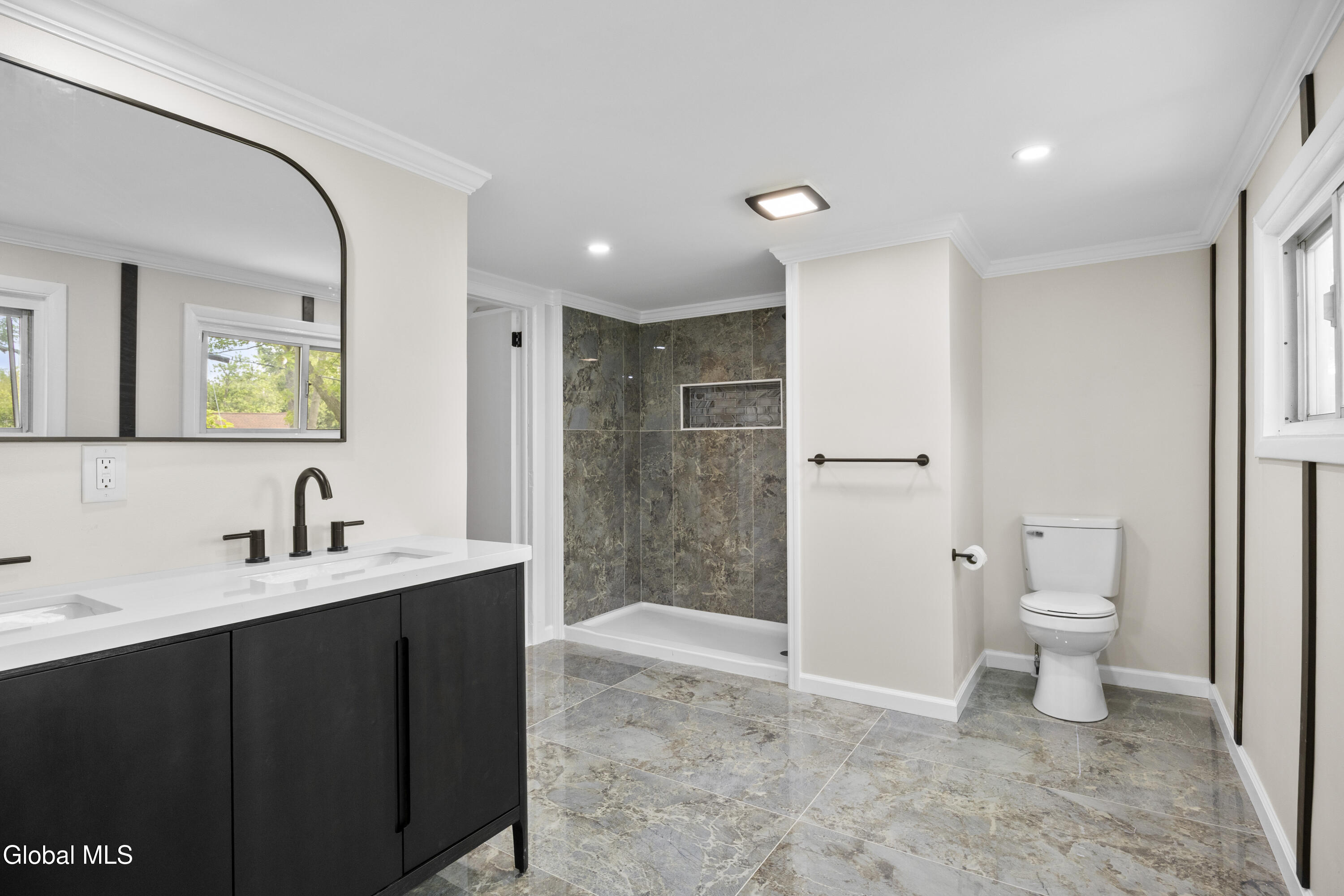 789 Troy Schenectady Road Latham, NY 12110 - Photo 28 of 37 27