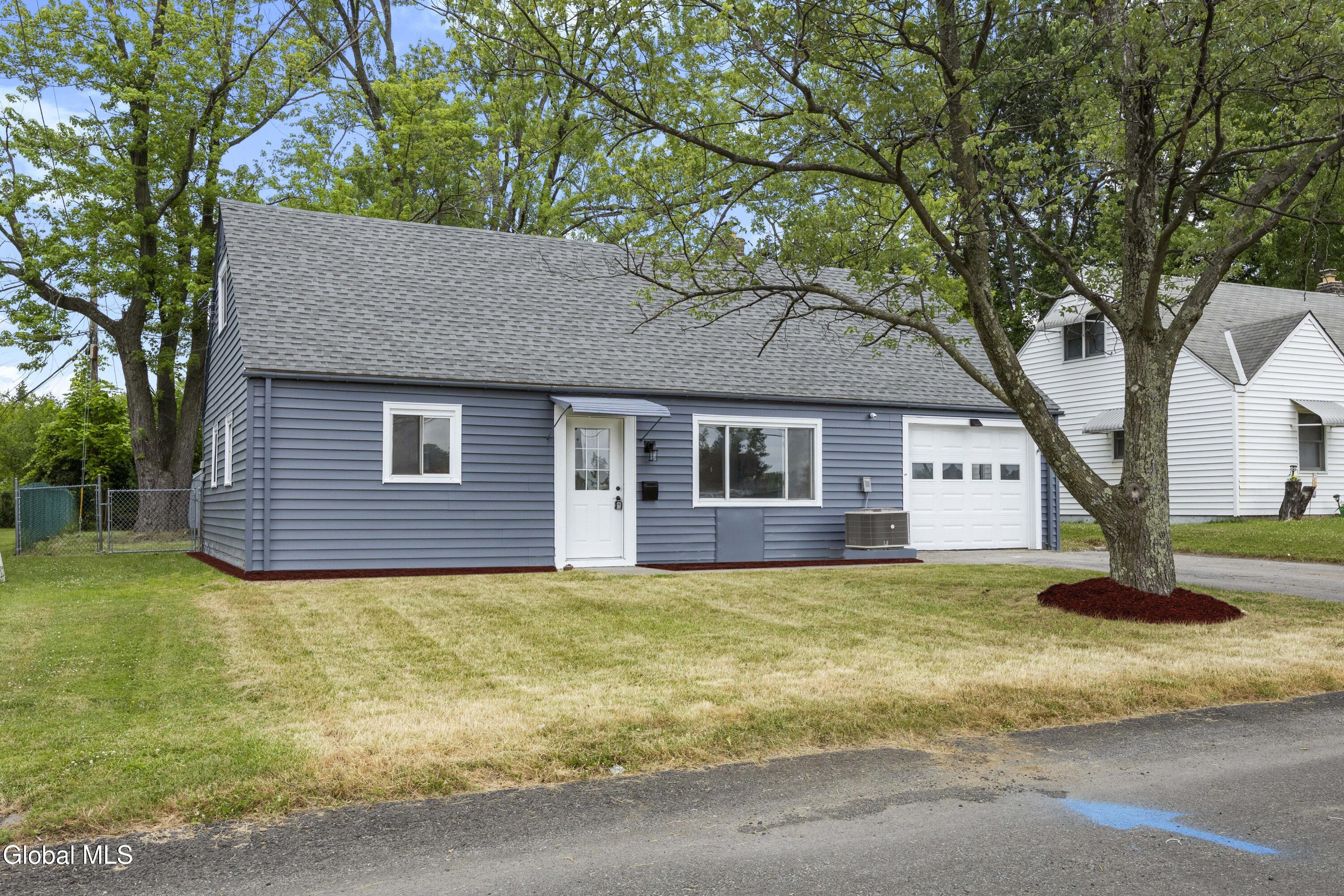 789 Troy Schenectady Road Latham, NY 12110 - Photo 3 of 37 3