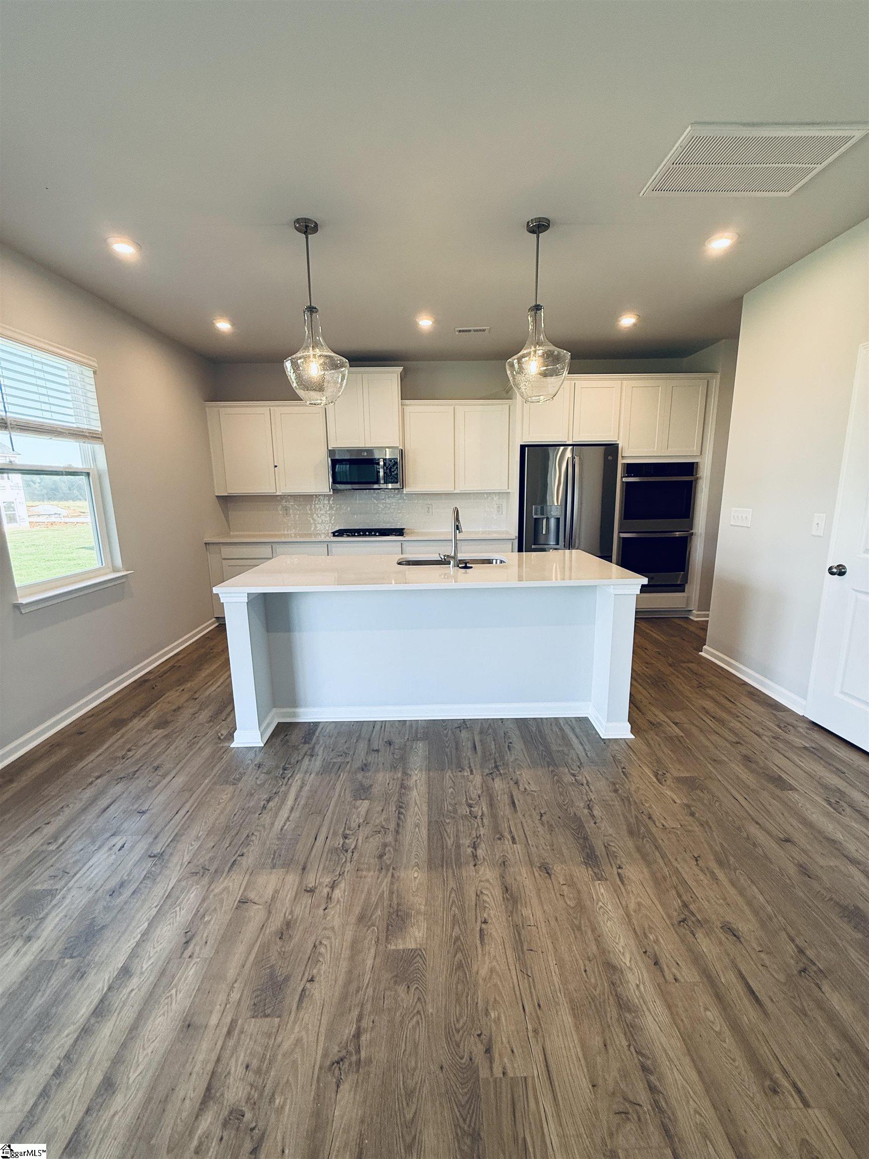 513 Rumson Lane Fountain Inn, SC 29644 - Photo 9 of 32 Gallery Image 9