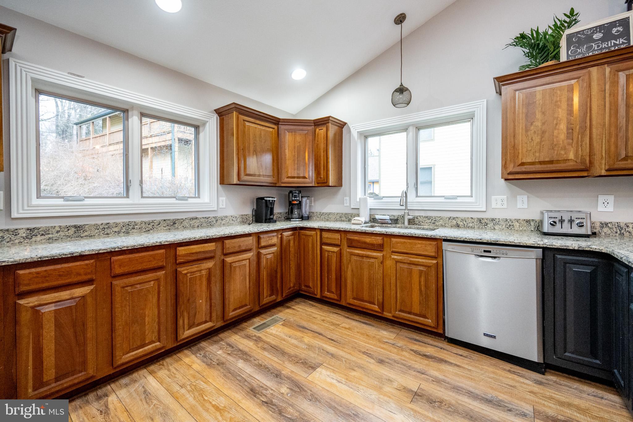 209 Glendale Road Oakland, MD 21550 - Photo 27 of 89