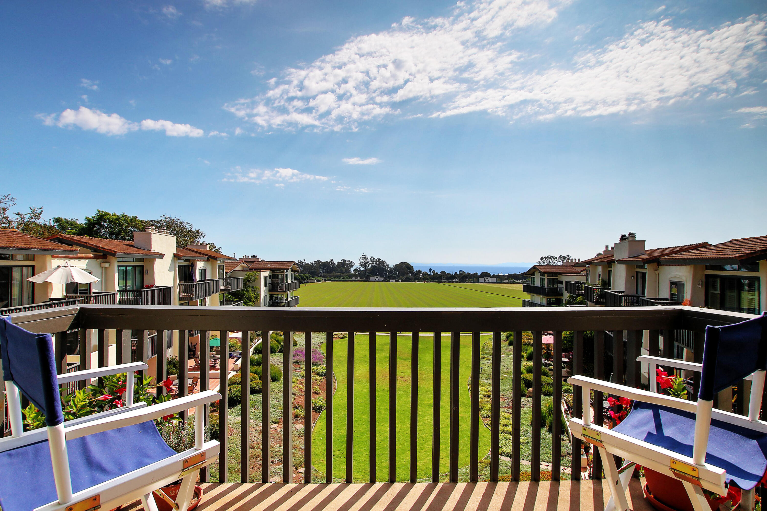 3375 Foothill Road, Unit 333 Carpinteria, CA 93013 - Photo 7 of 23 a balcony with outdoor view