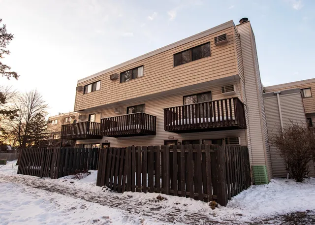 $65,000 | 7112 72nd Lane North, Unit 257, Brooklyn Park, MN 55428