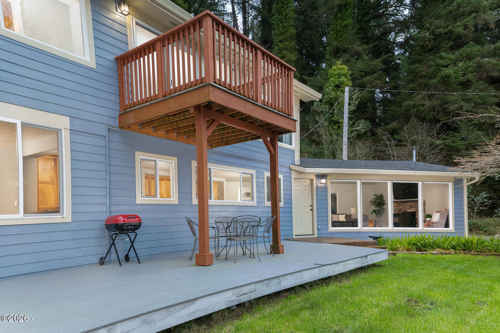 3823 Yaquina Bay Road Newport, OR 97365 - Photo 6 of 68 Web-3