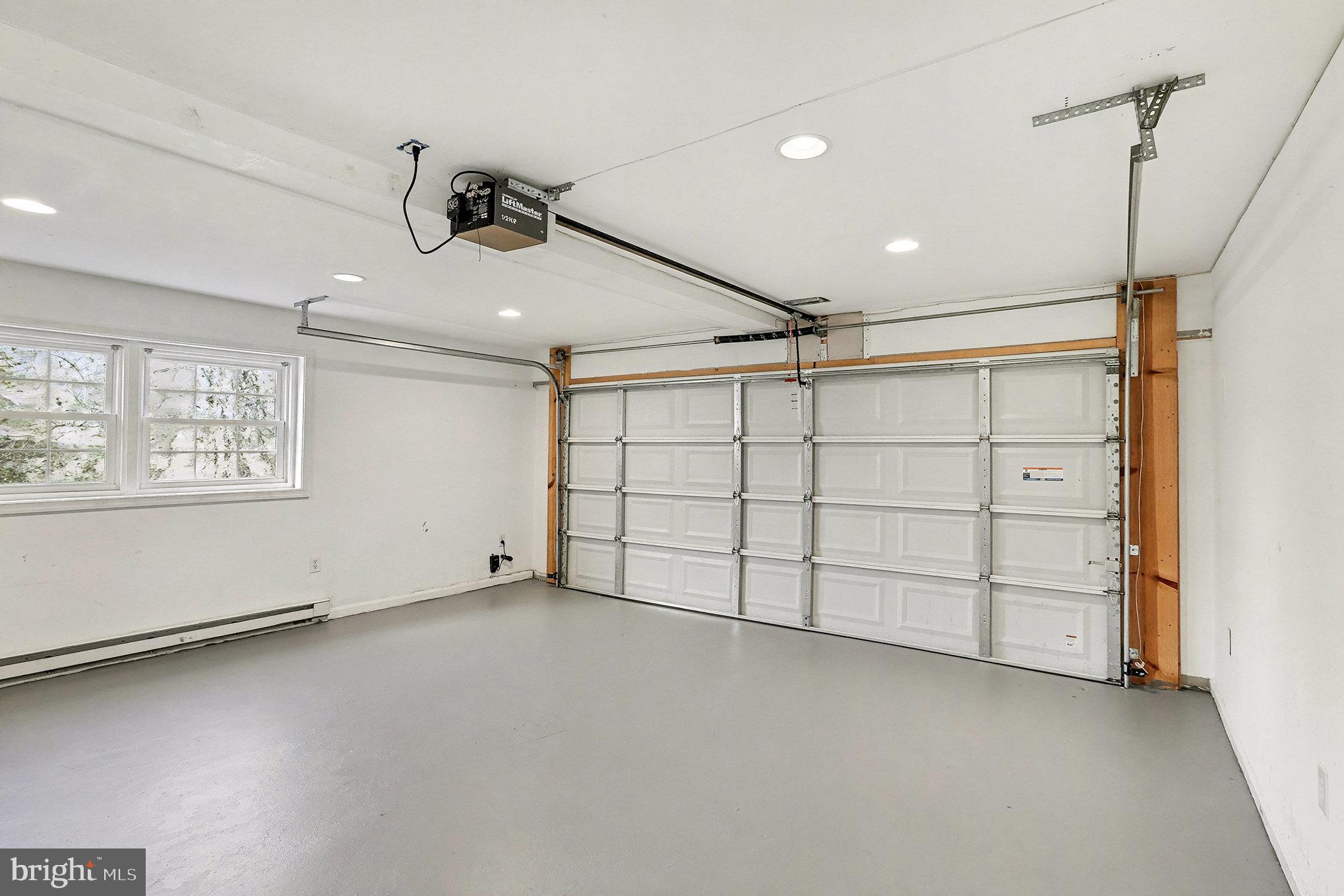 18316 Cabin Road Triangle, VA 22172 - Photo 31 of 42 a view of a garage