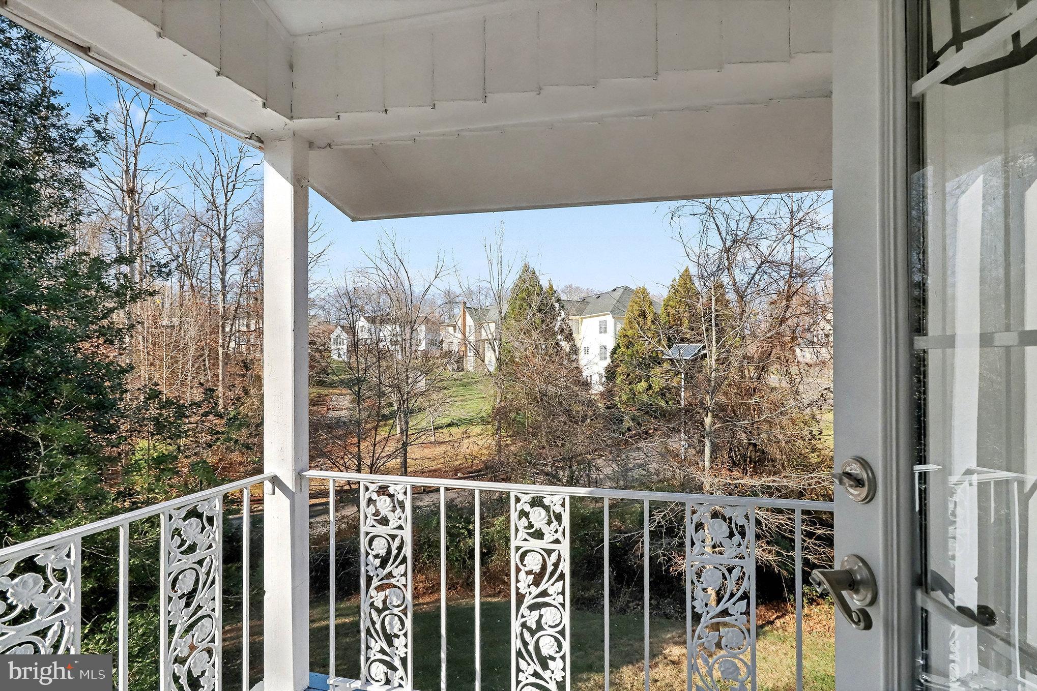 18316 Cabin Road Triangle, VA 22172 - Photo 32 of 42 a view of a balcony