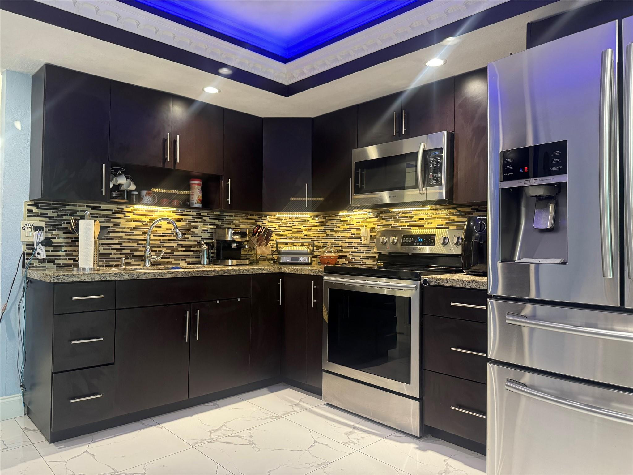 3977 West 9th Lane, Unit 4 Hialeah, FL 33012 - Photo 20 of 63 Photo 20