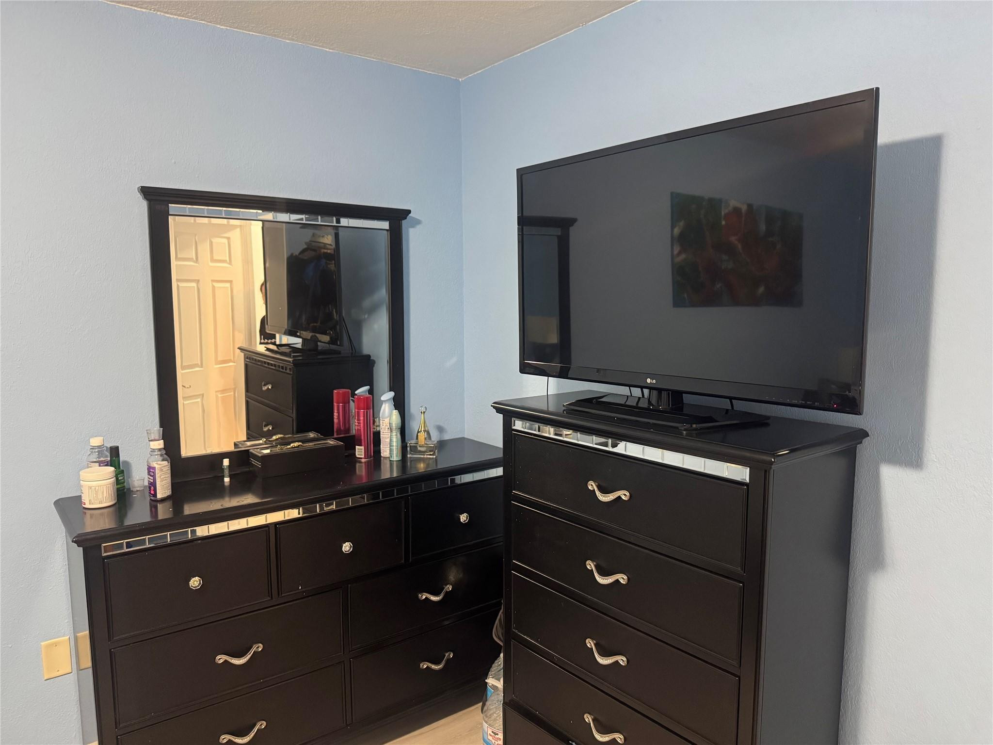 3977 West 9th Lane, Unit 4 Hialeah, FL 33012 - Photo 31 of 63 Photo 31