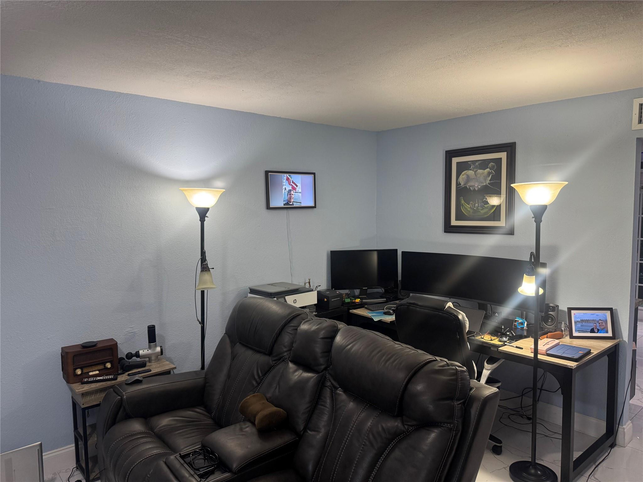 3977 West 9th Lane, Unit 4 Hialeah, FL 33012 - Photo 5 of 63 Photo 5